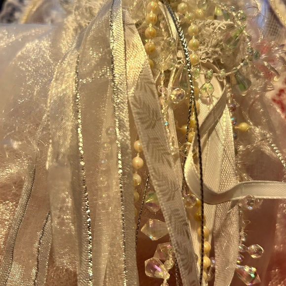 Elegant White Angel  with Lace, Ribbons and beads- handcrafted for Christmas - Picture 13 of 16